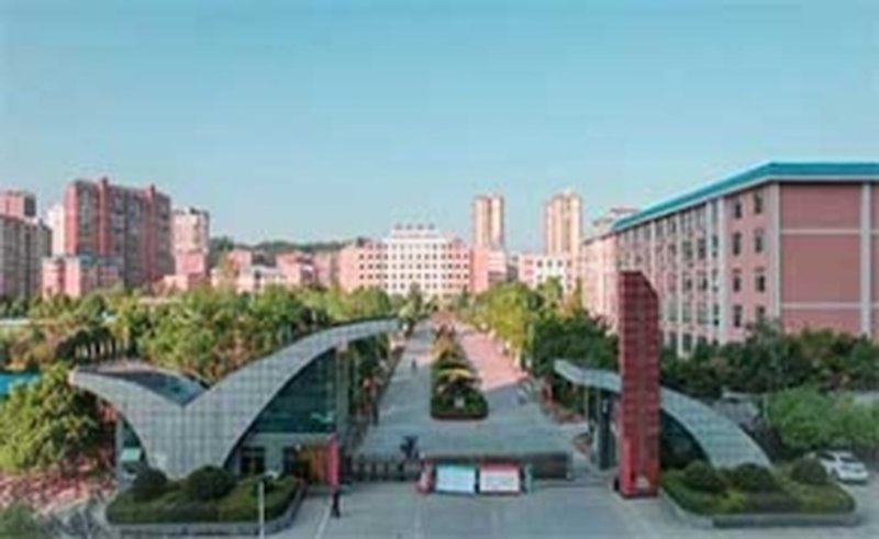 教学楼正门